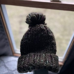 Winter pompom hat